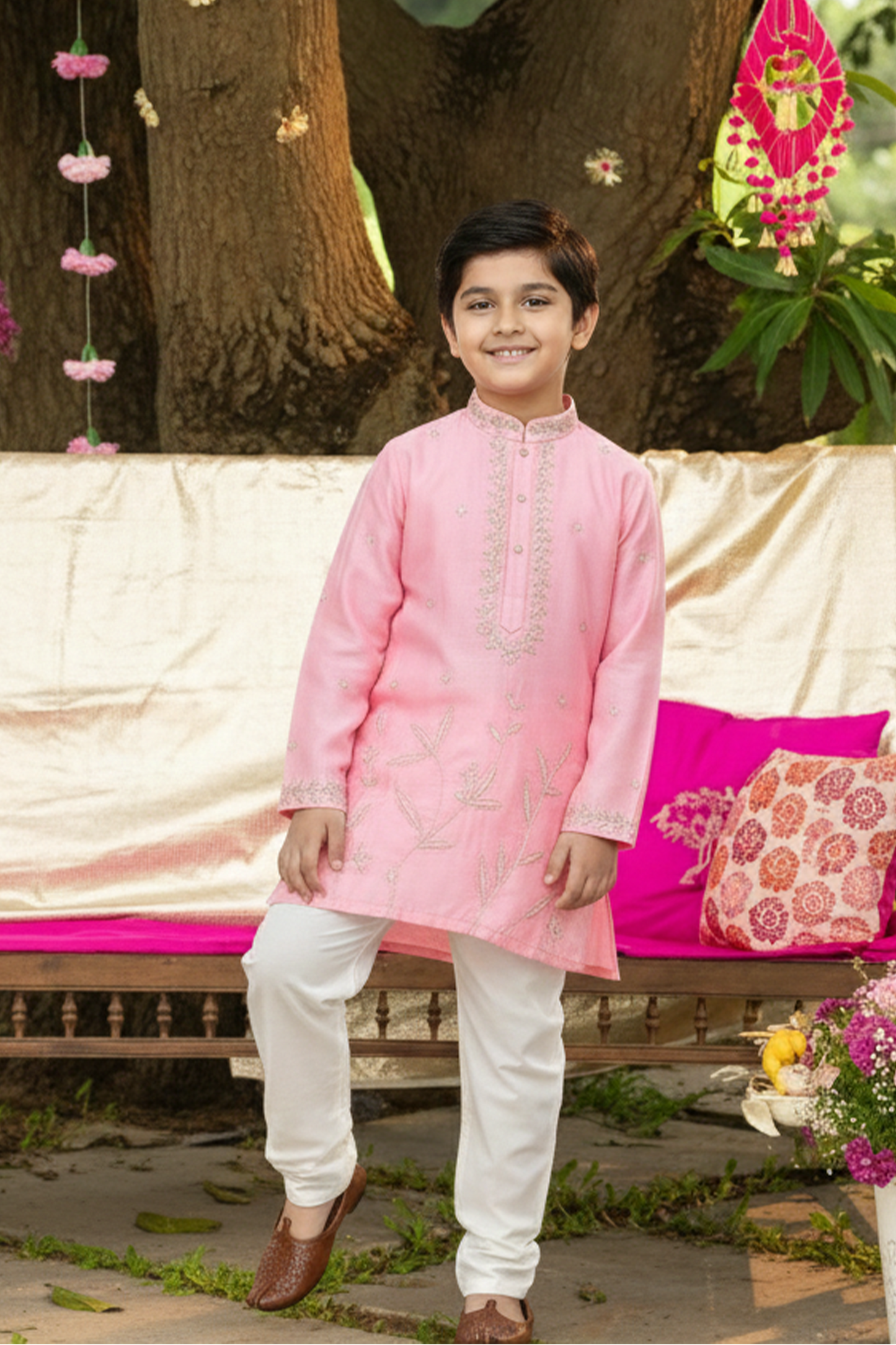 Twilight embroidered kurta and pyjama