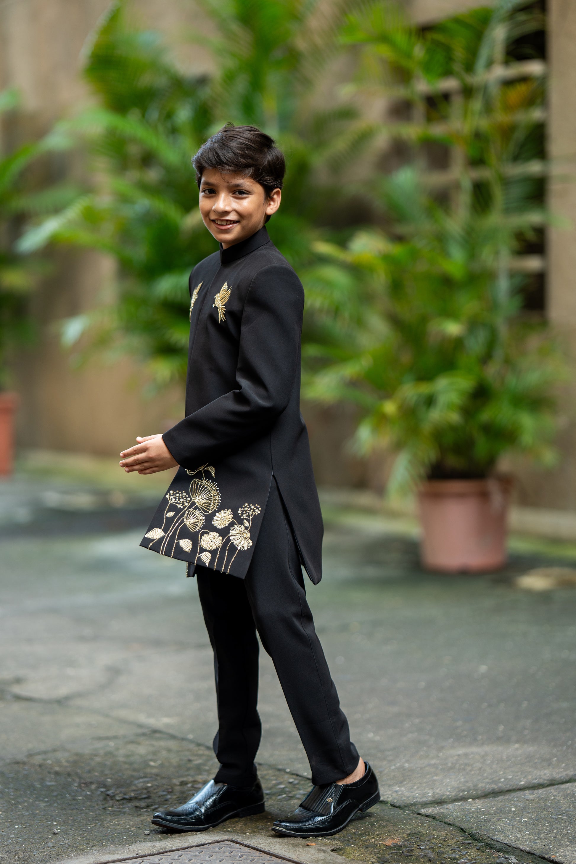 Midnight majesty sherwani set